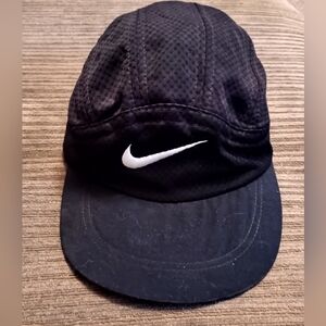 Nike Tailwind Black Sports Cap with White Swoosh